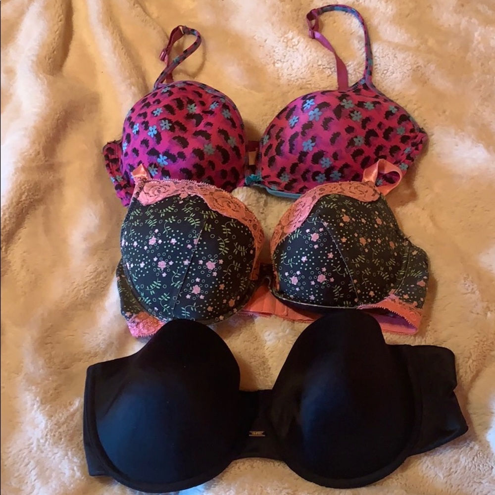3 bras